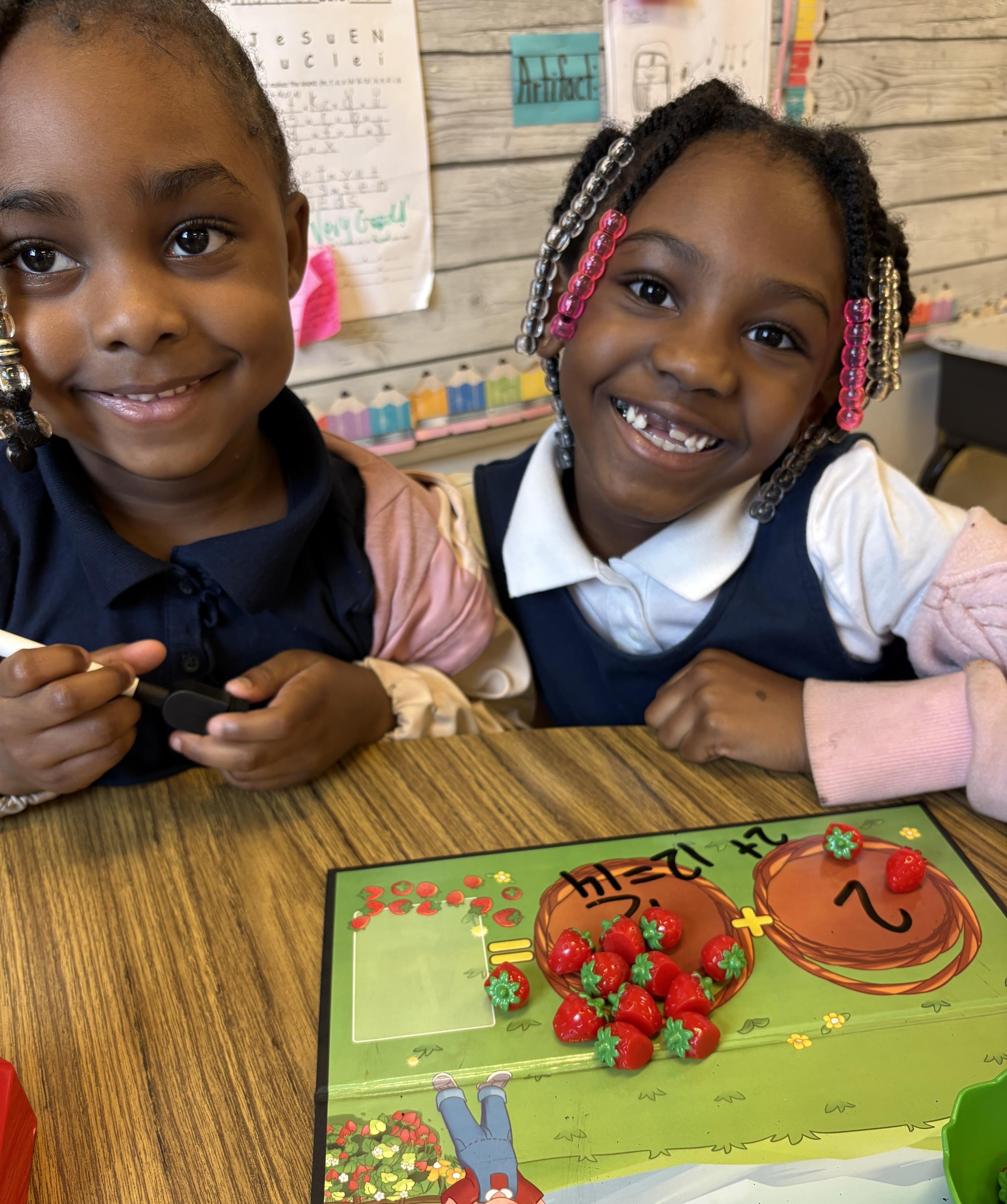 2 Kids Counting Apples